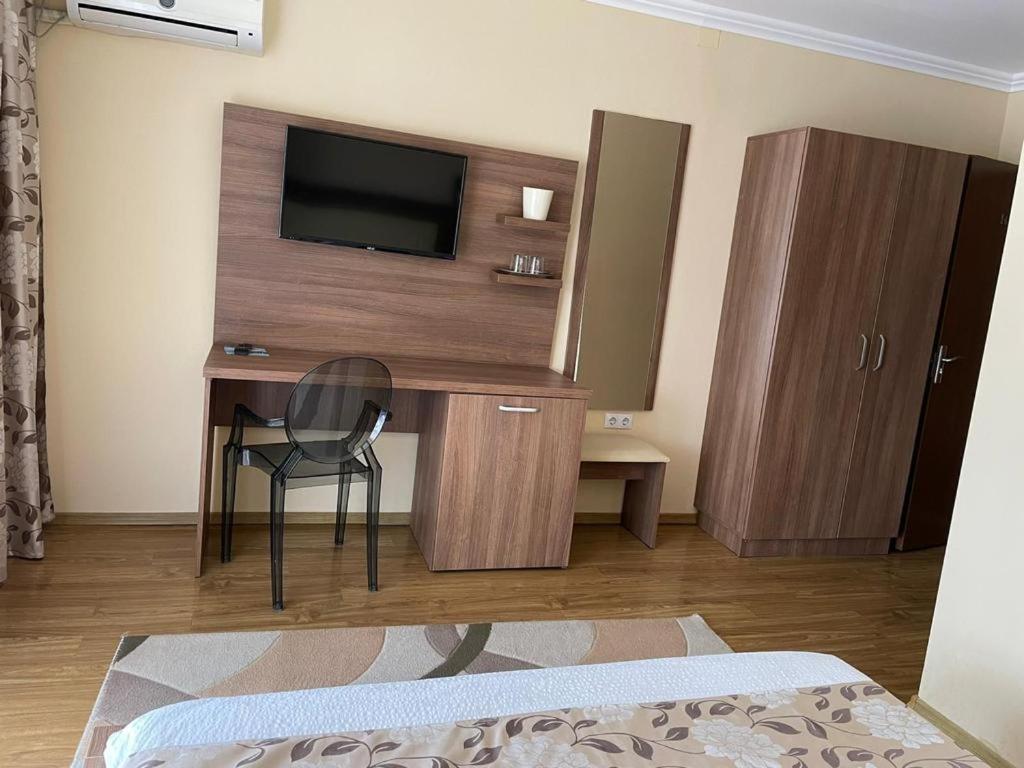 Pensiunea Deian Moldova Noua Exterior foto